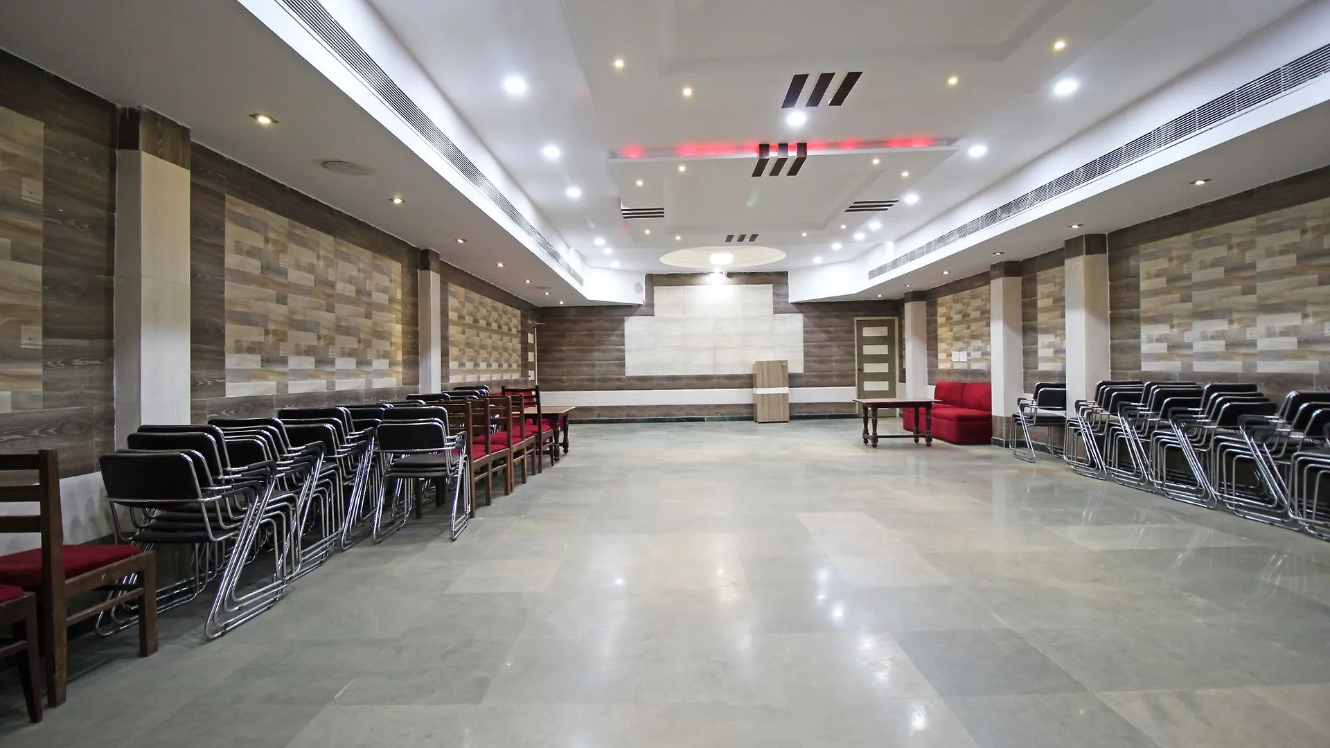 ***  Merit Hotel Индия