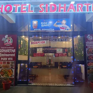 Отель Sidhartha Walking Distance From Tajmahal, Агра