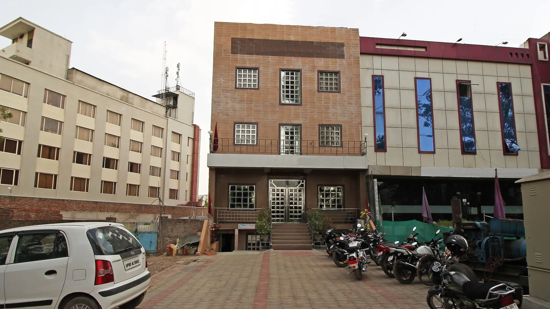 Merit Hotel Agra   Agra (Uttar Pradesh)